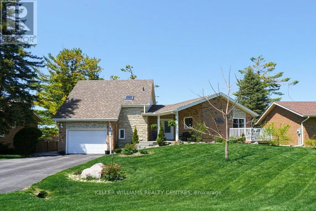 34 MEADOWLANDS DRIVE
