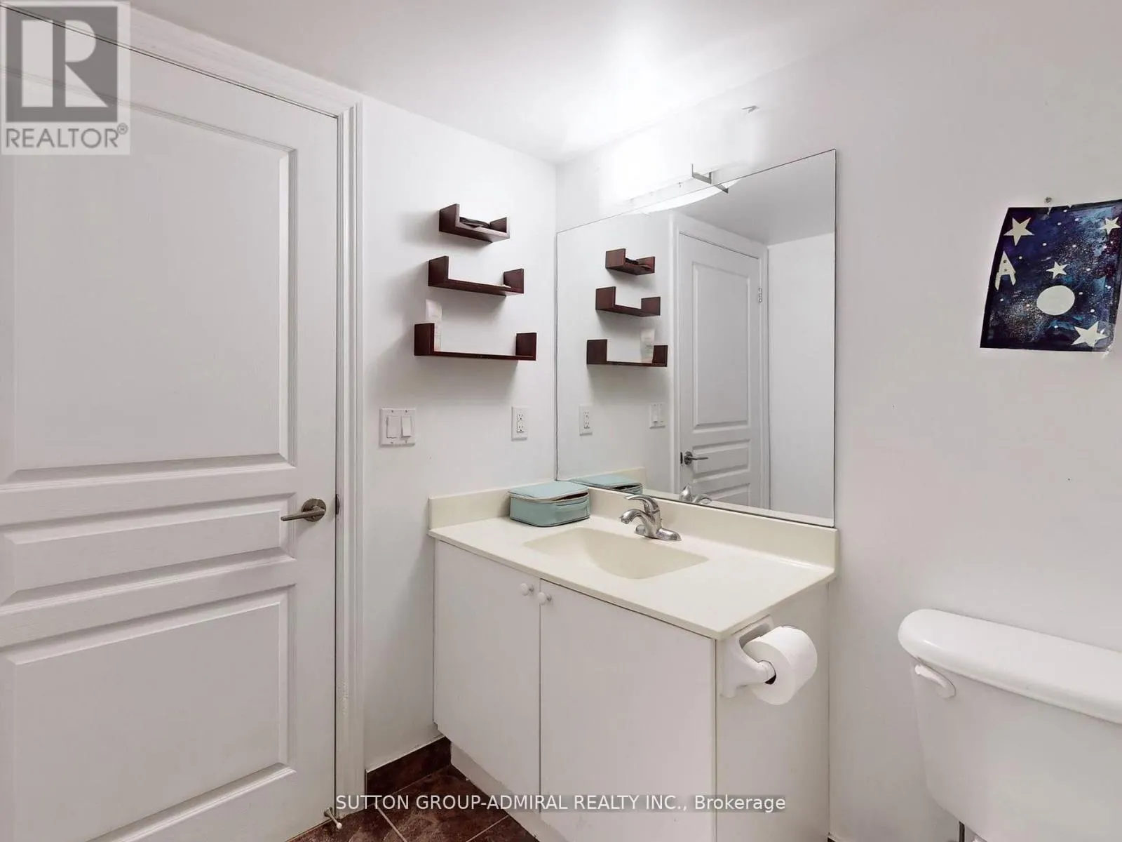 1012 - 7 NORTH PARK ROAD