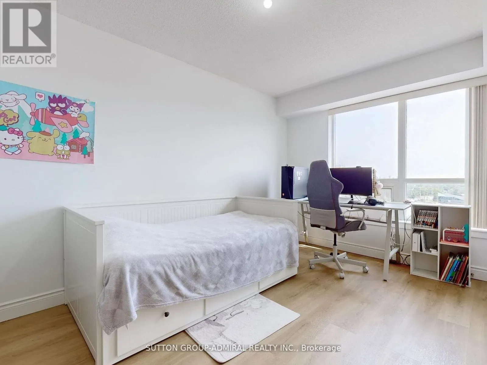 1012 - 7 NORTH PARK ROAD
