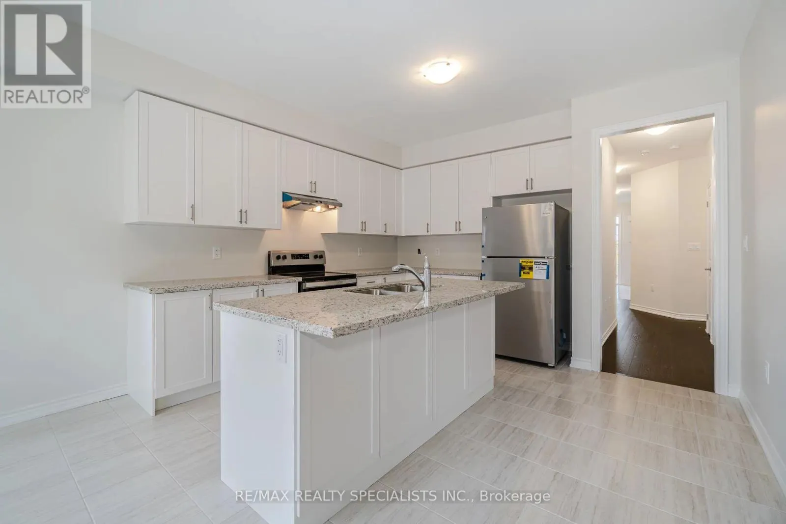 1503 PRENTICE ROAD W