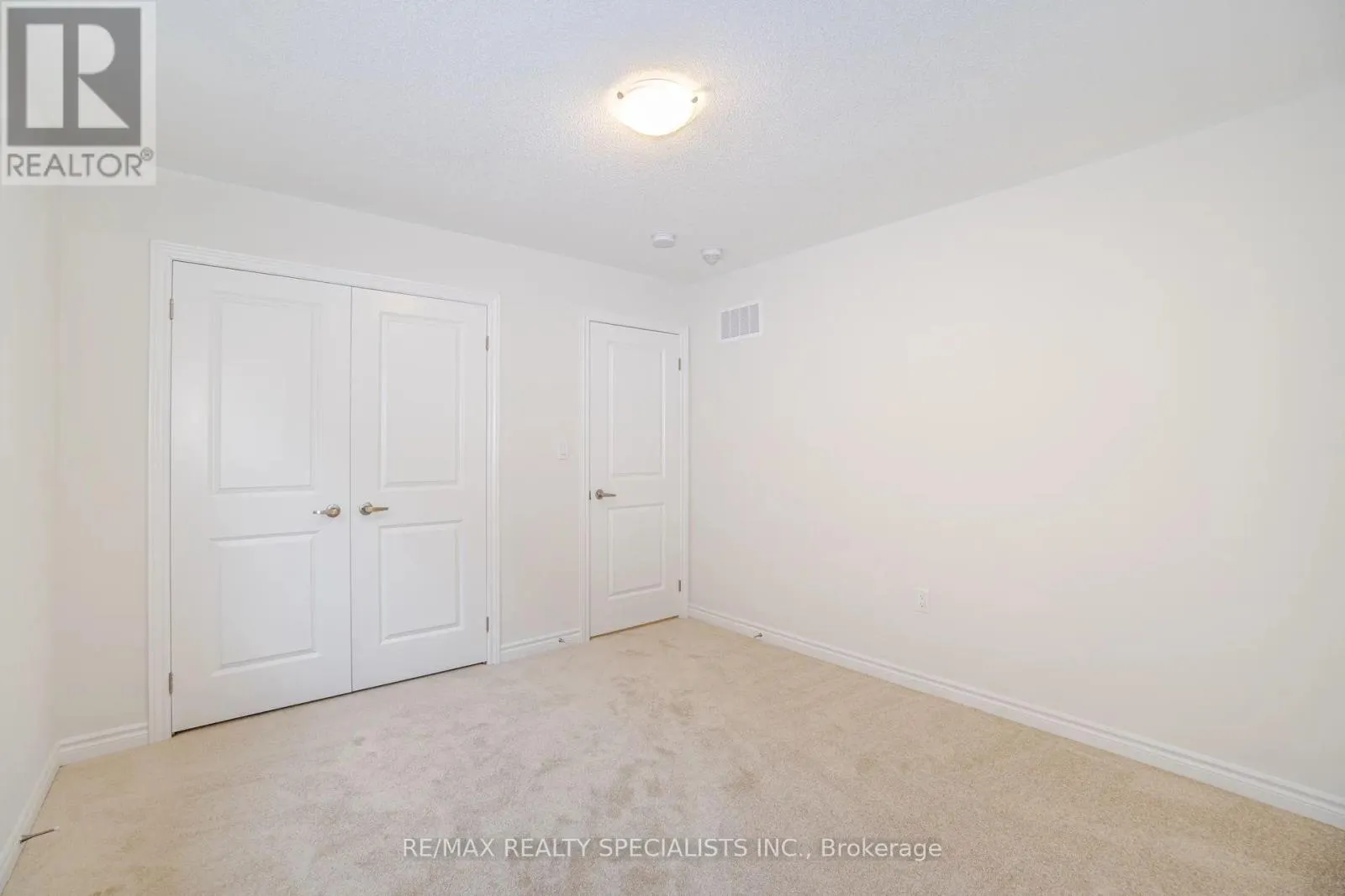 1503 PRENTICE ROAD W