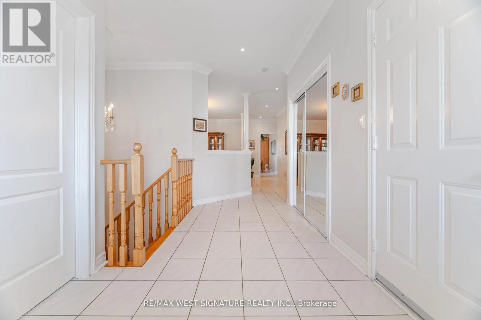 121 CALERA CRESCENT