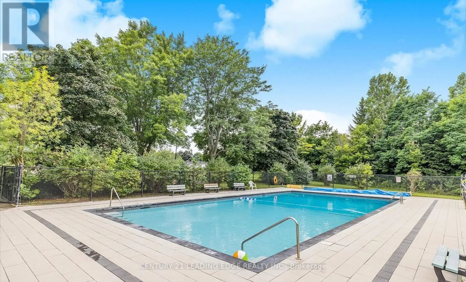129 POPLAR CRESCENT