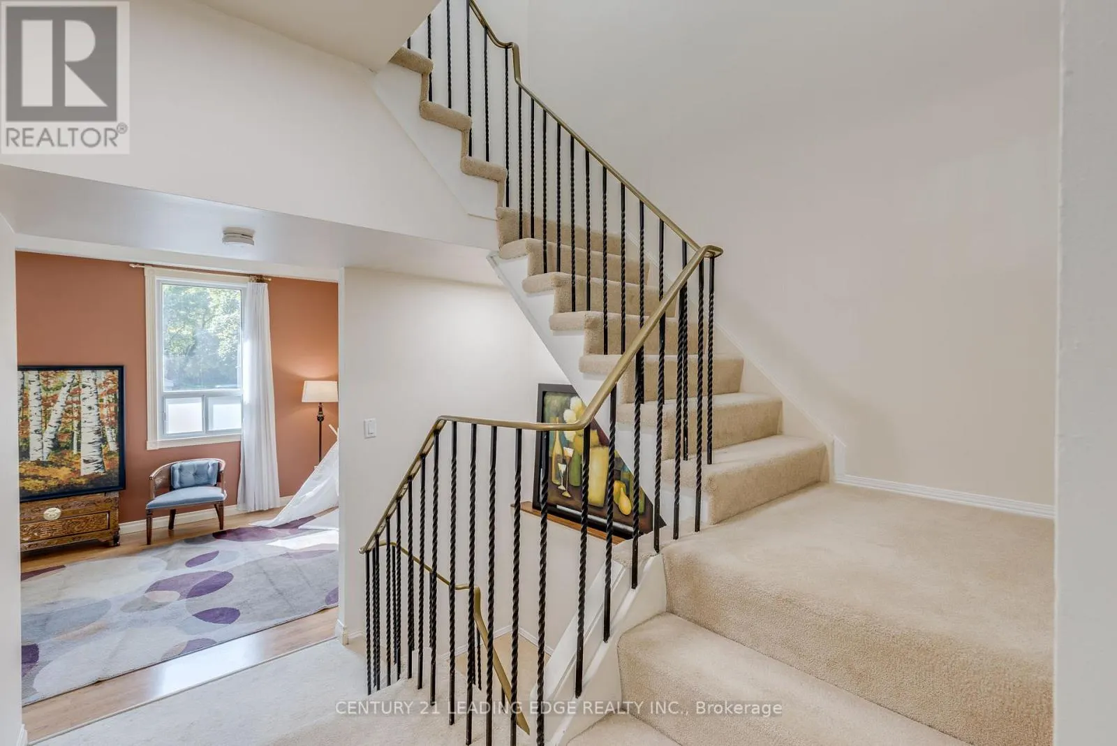 129 POPLAR CRESCENT