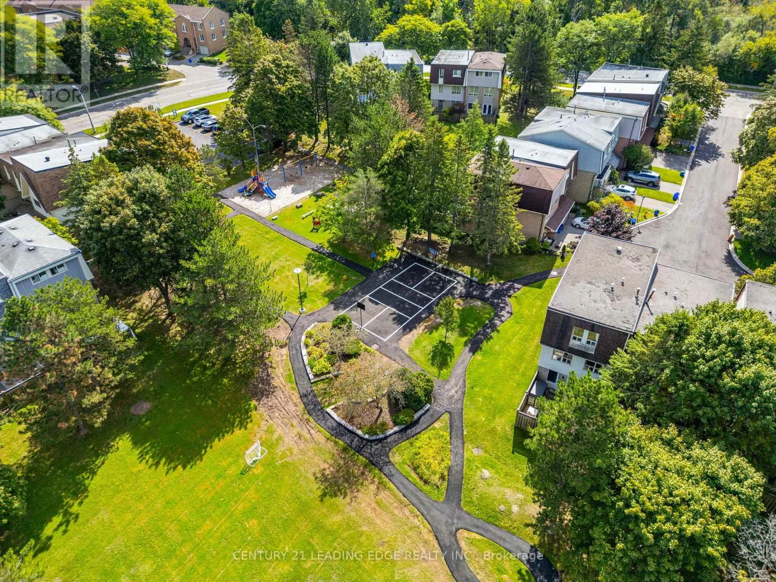 129 POPLAR CRESCENT