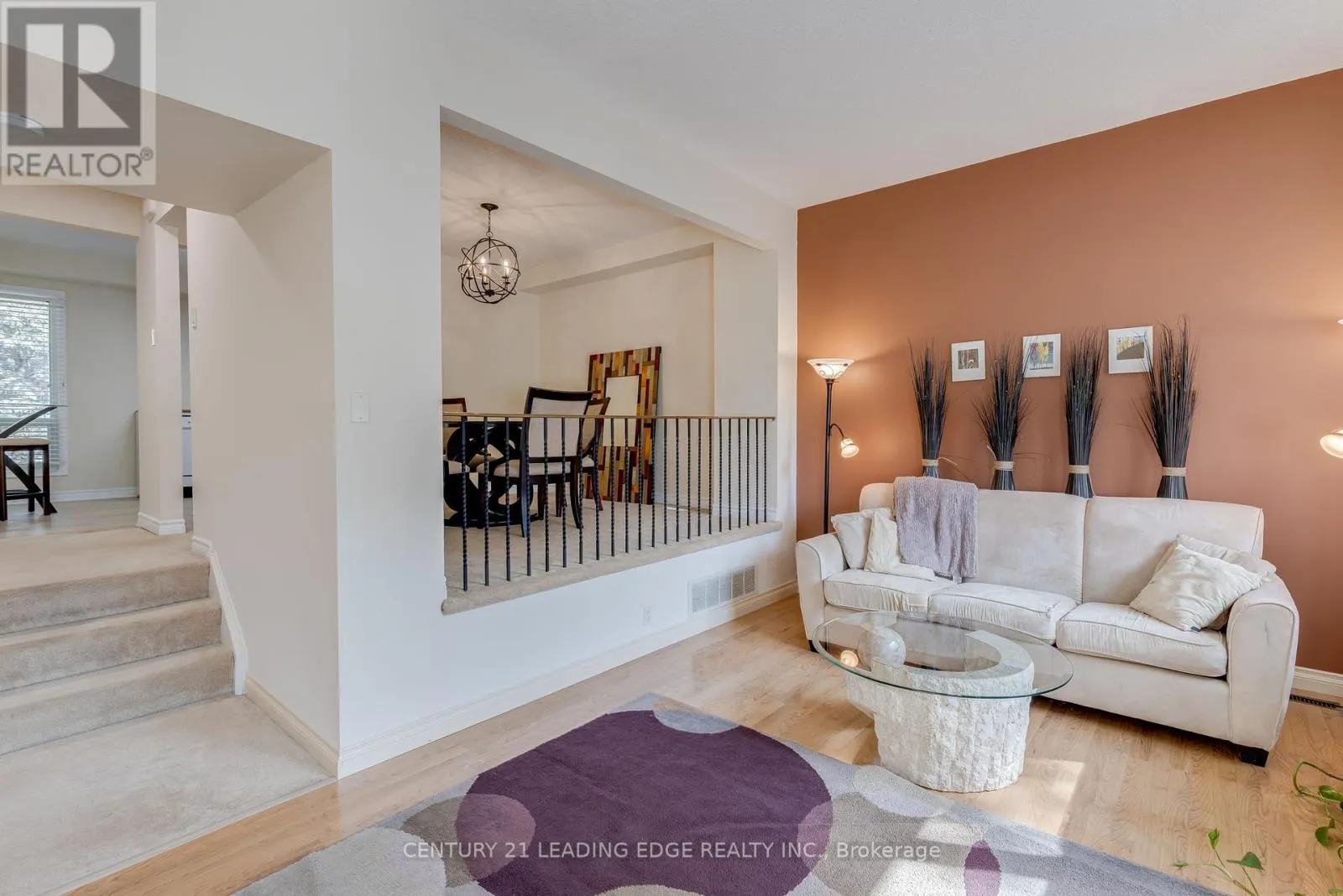 129 POPLAR CRESCENT