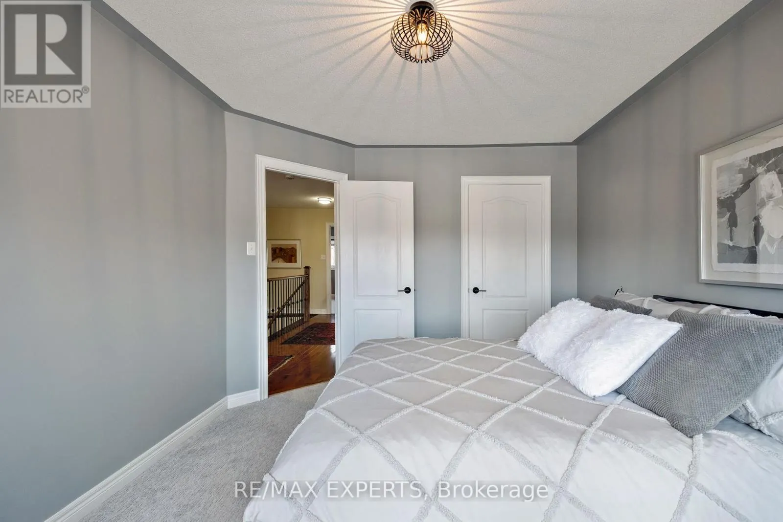 228 SAWMILL VALLEY DRIVE