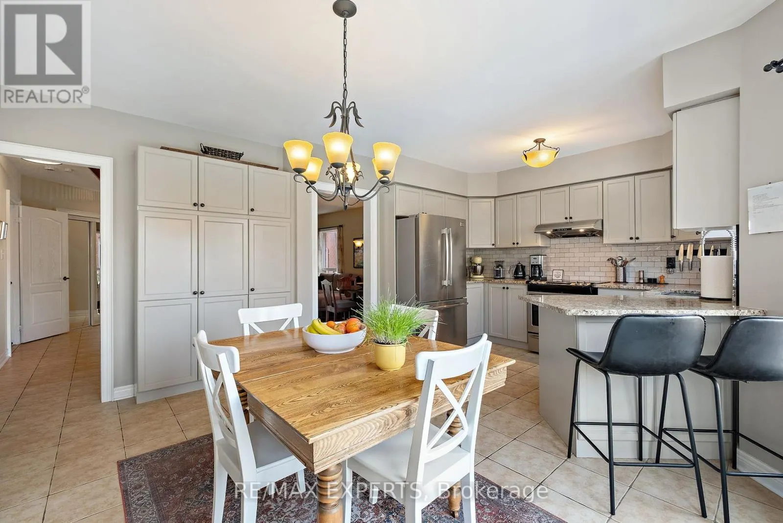 228 SAWMILL VALLEY DRIVE