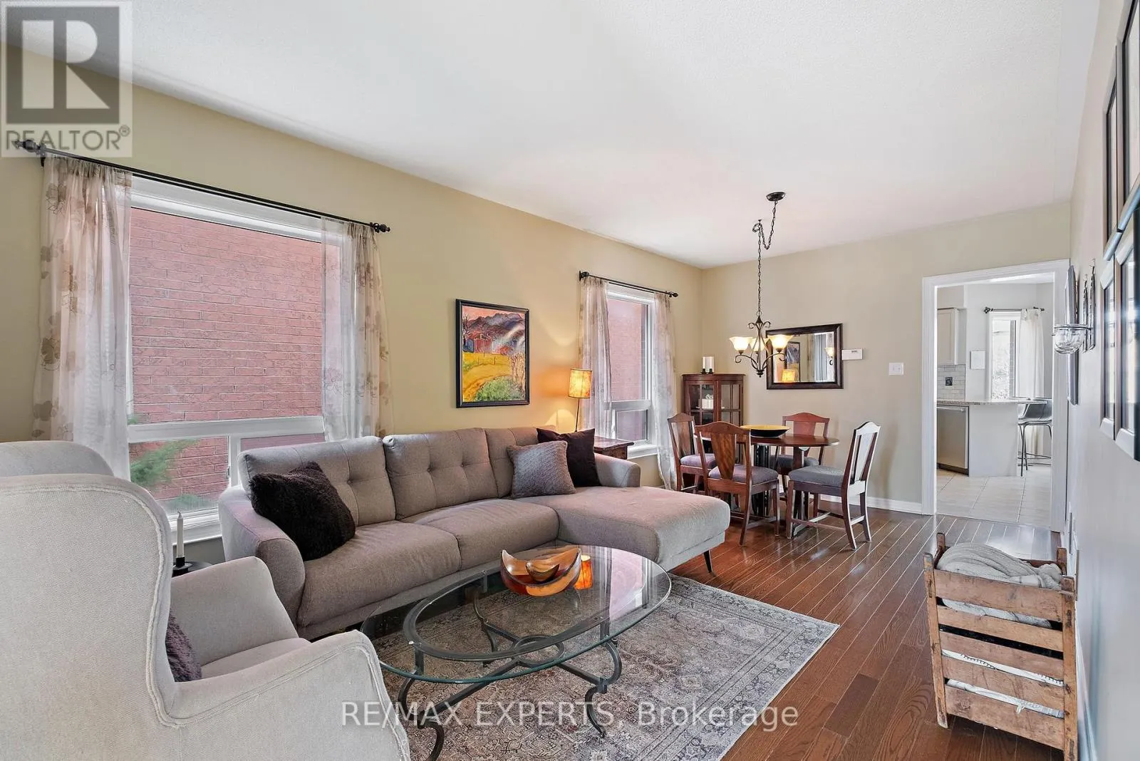 228 SAWMILL VALLEY DRIVE