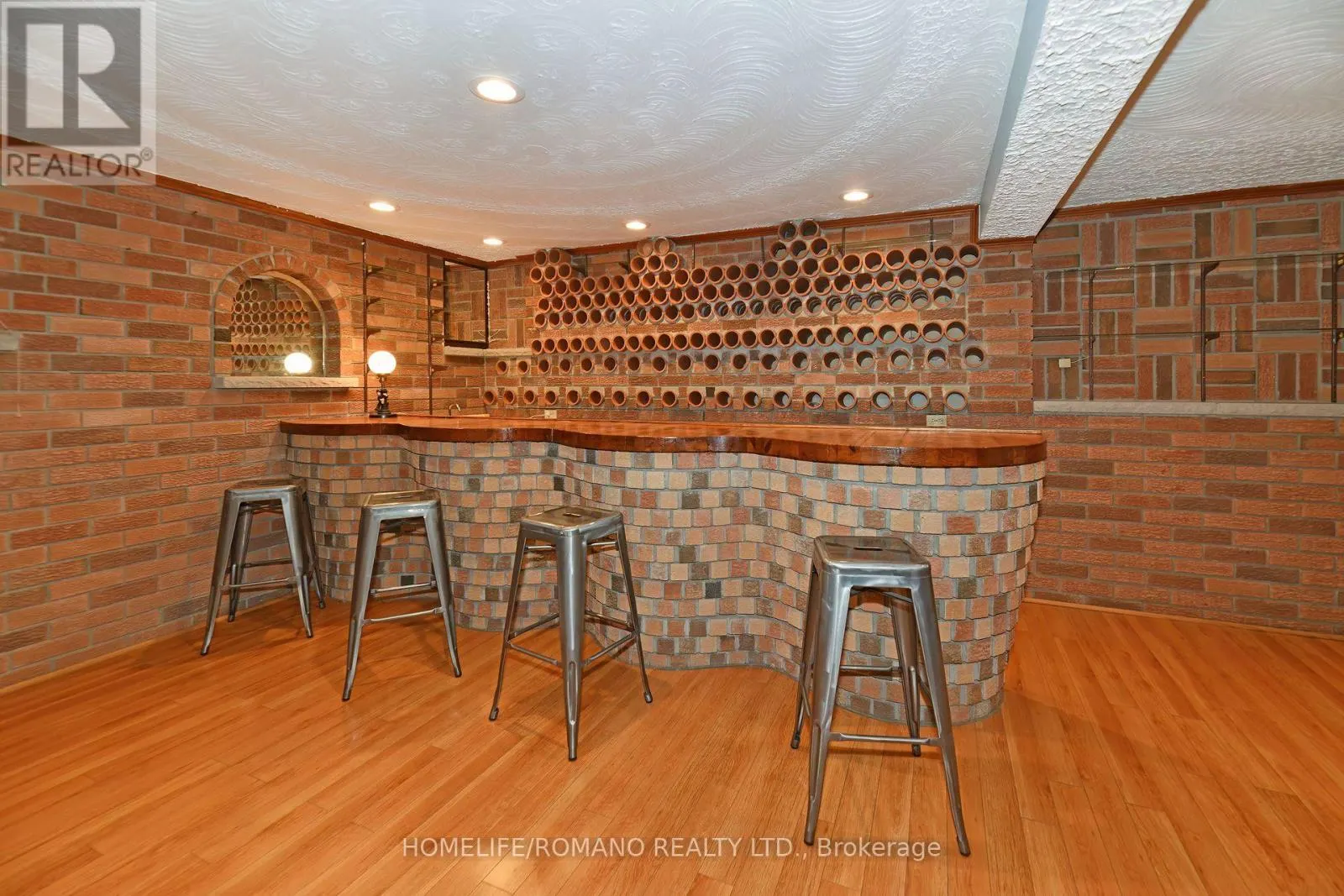 26 QUAKER RIDGE ROAD