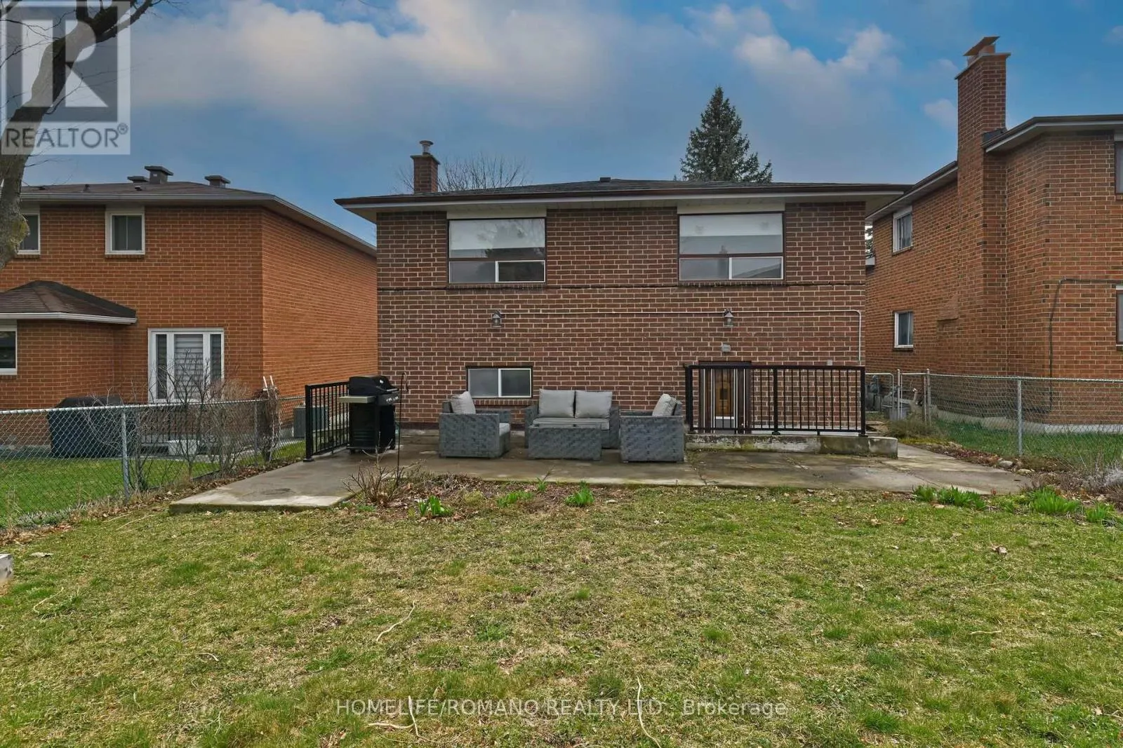 26 QUAKER RIDGE ROAD