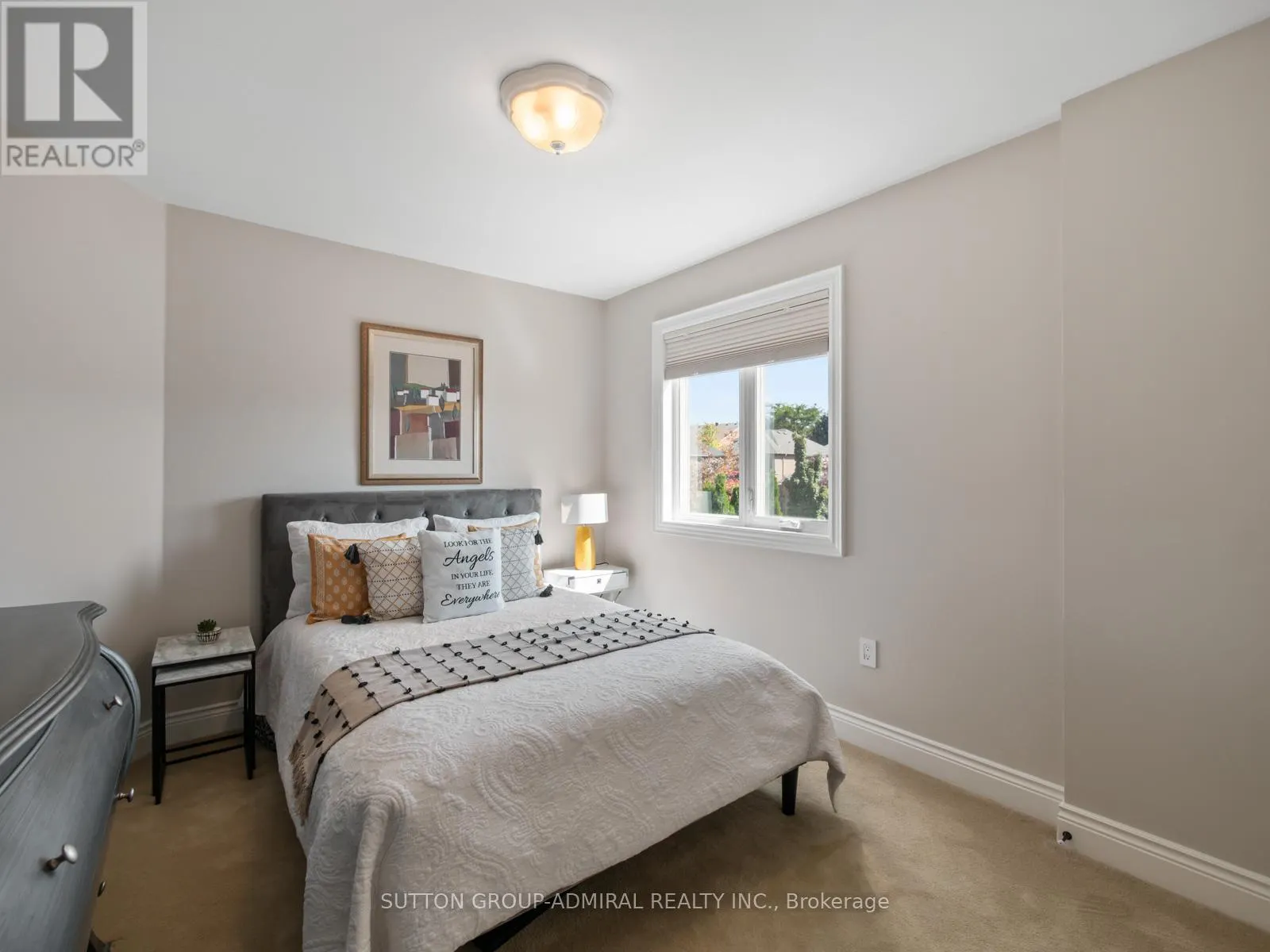 473 HIGHCLIFFE DRIVE