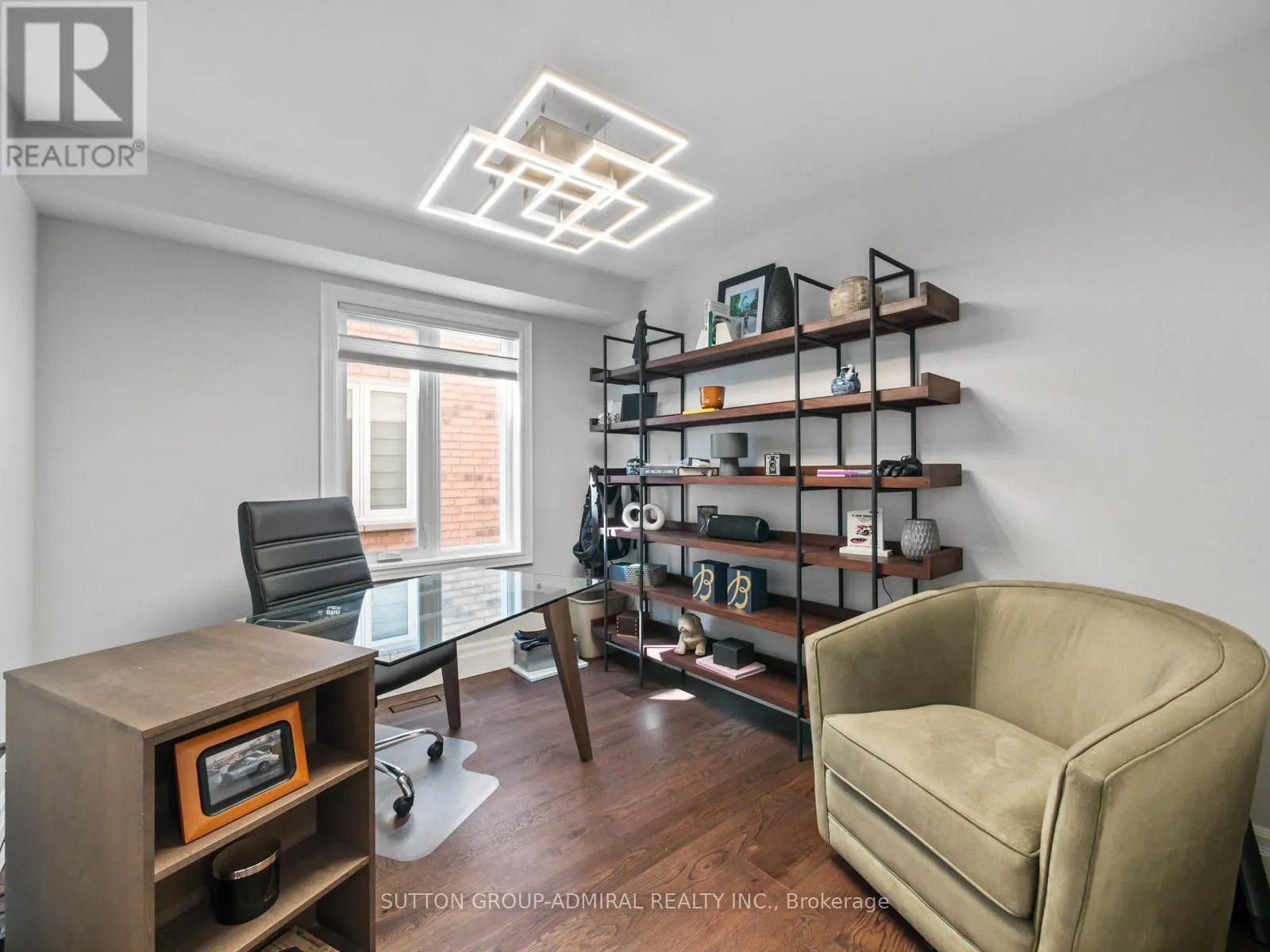 473 HIGHCLIFFE DRIVE