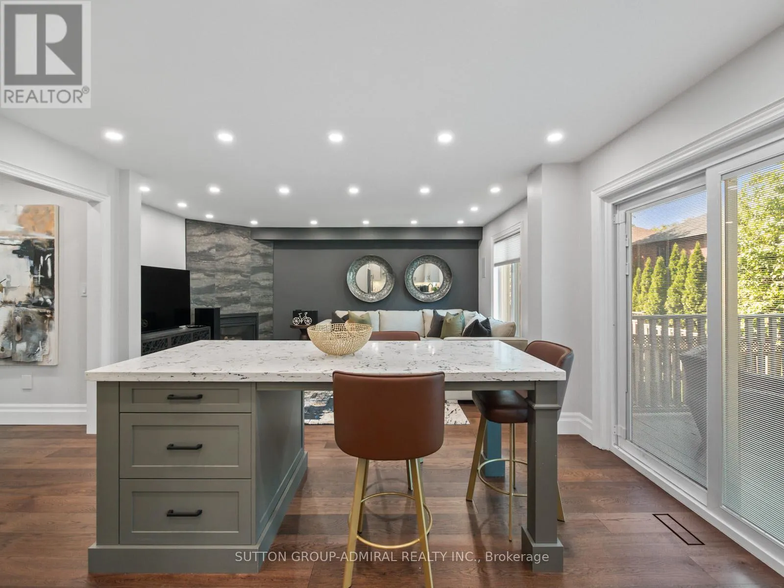 473 HIGHCLIFFE DRIVE