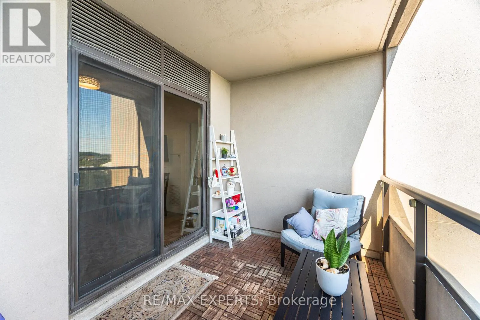 809 - 9255 JANE STREET