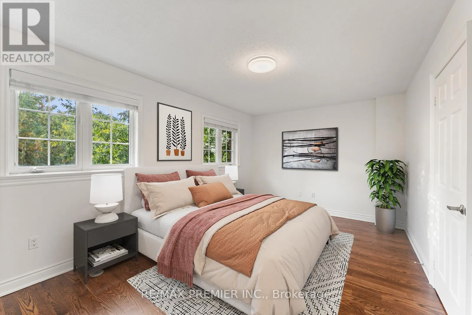 34 GEORGE BOGG ROAD