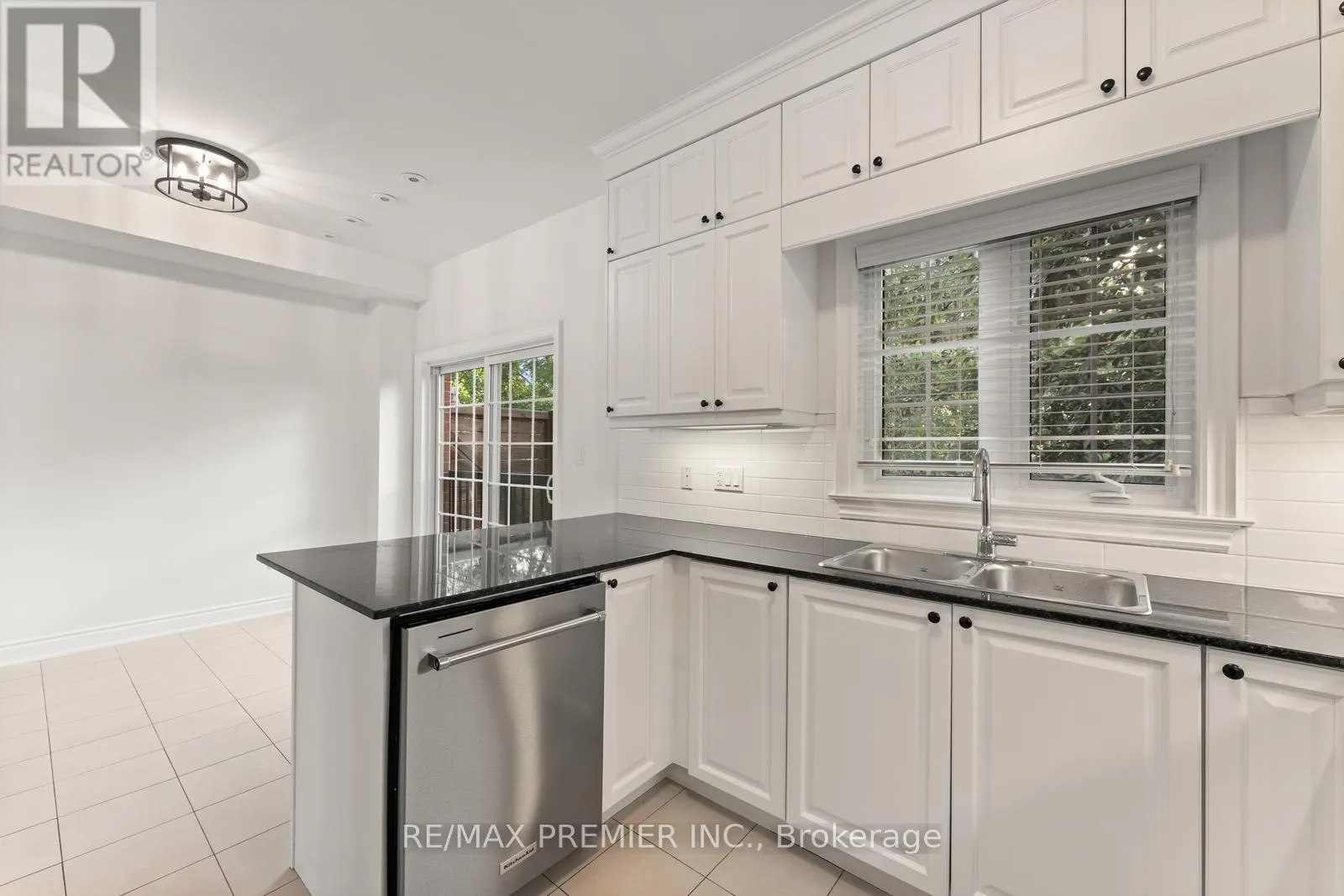 34 GEORGE BOGG ROAD