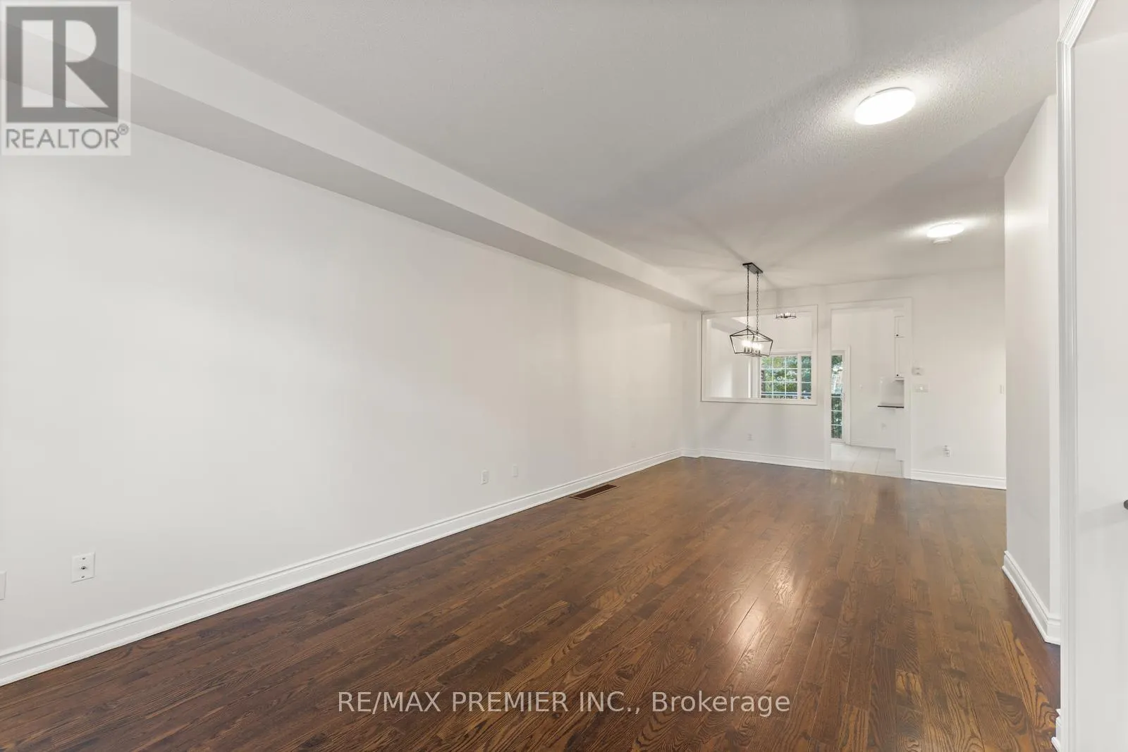 34 GEORGE BOGG ROAD