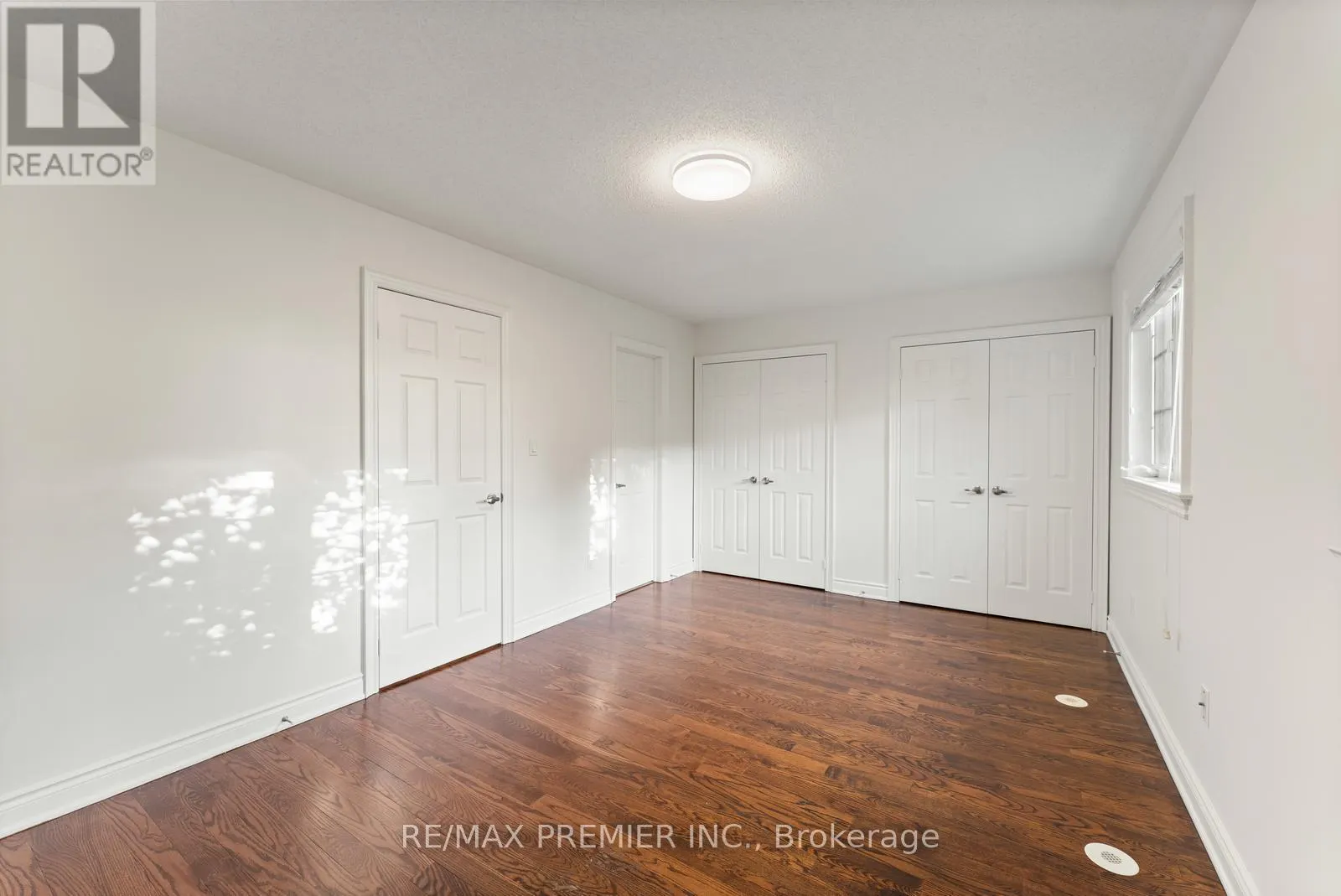 34 GEORGE BOGG ROAD