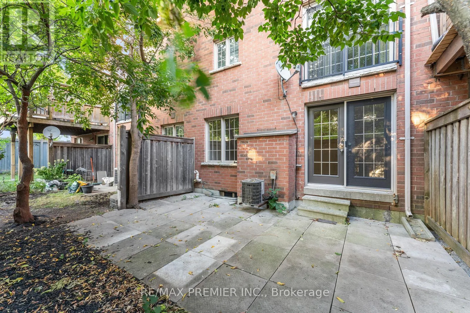 34 GEORGE BOGG ROAD