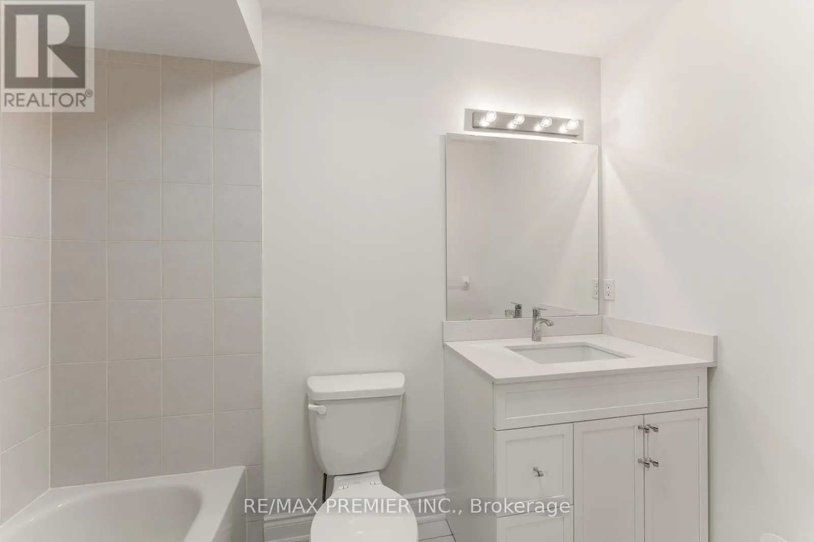 34 GEORGE BOGG ROAD