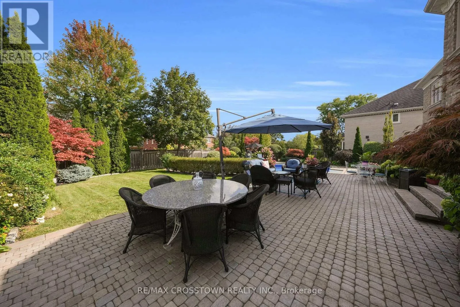 72 GLENAYR ROAD