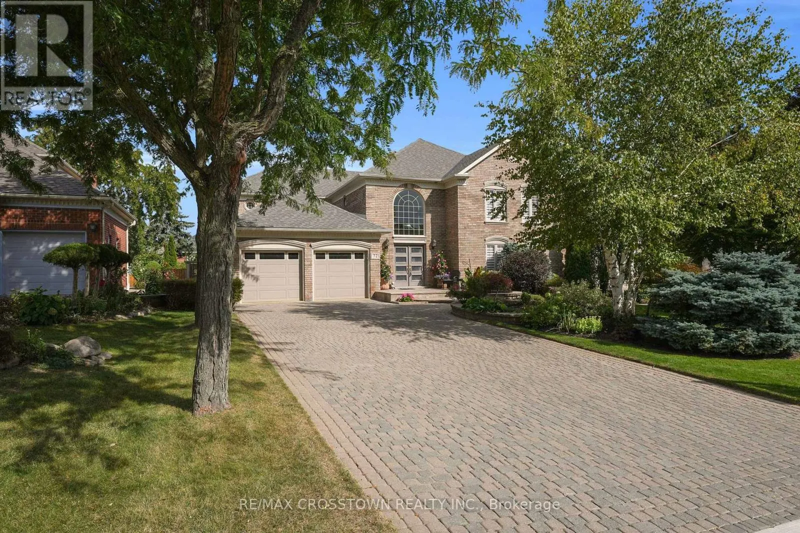 72 GLENAYR ROAD