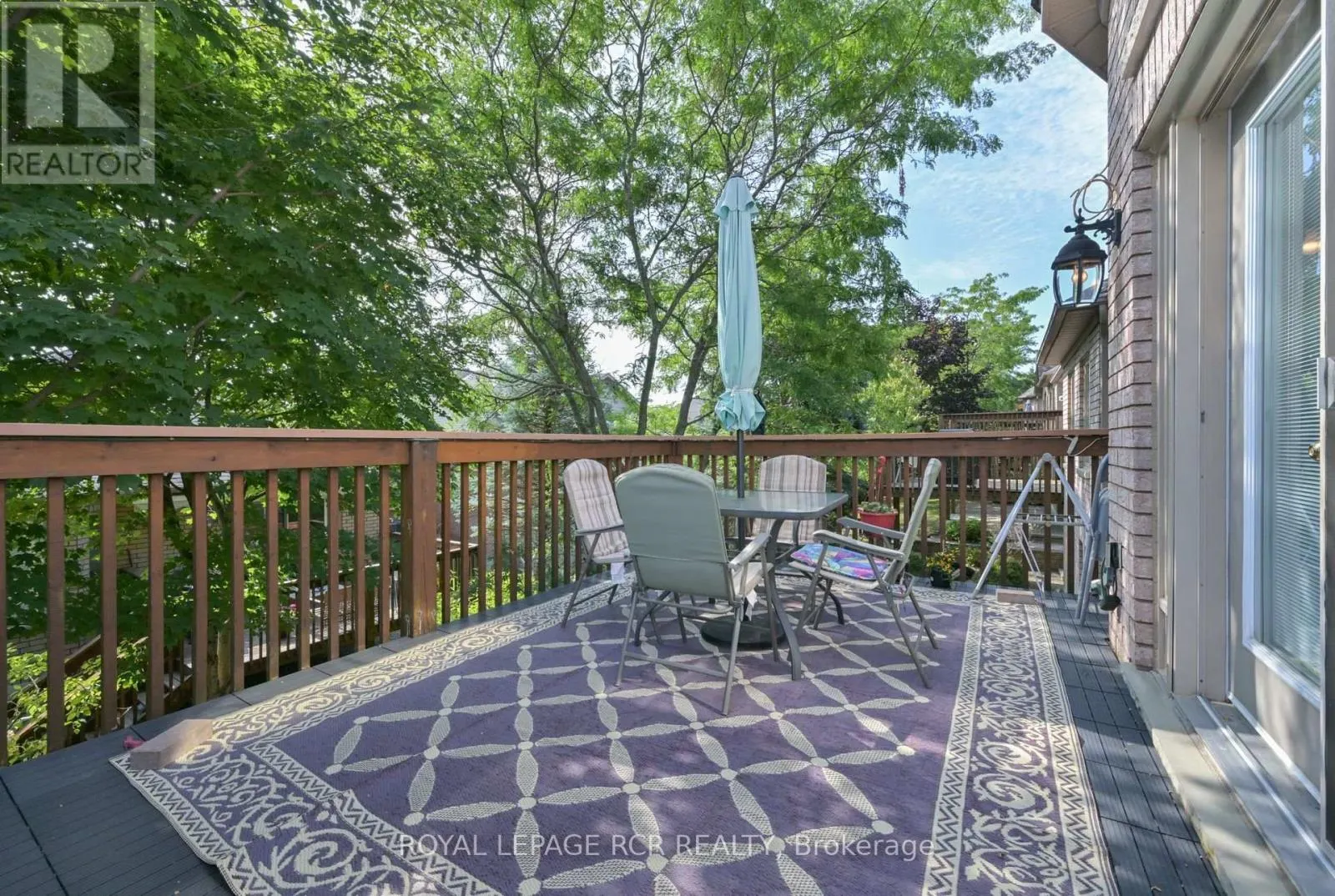 11 MONTEBELLO TERRACE
