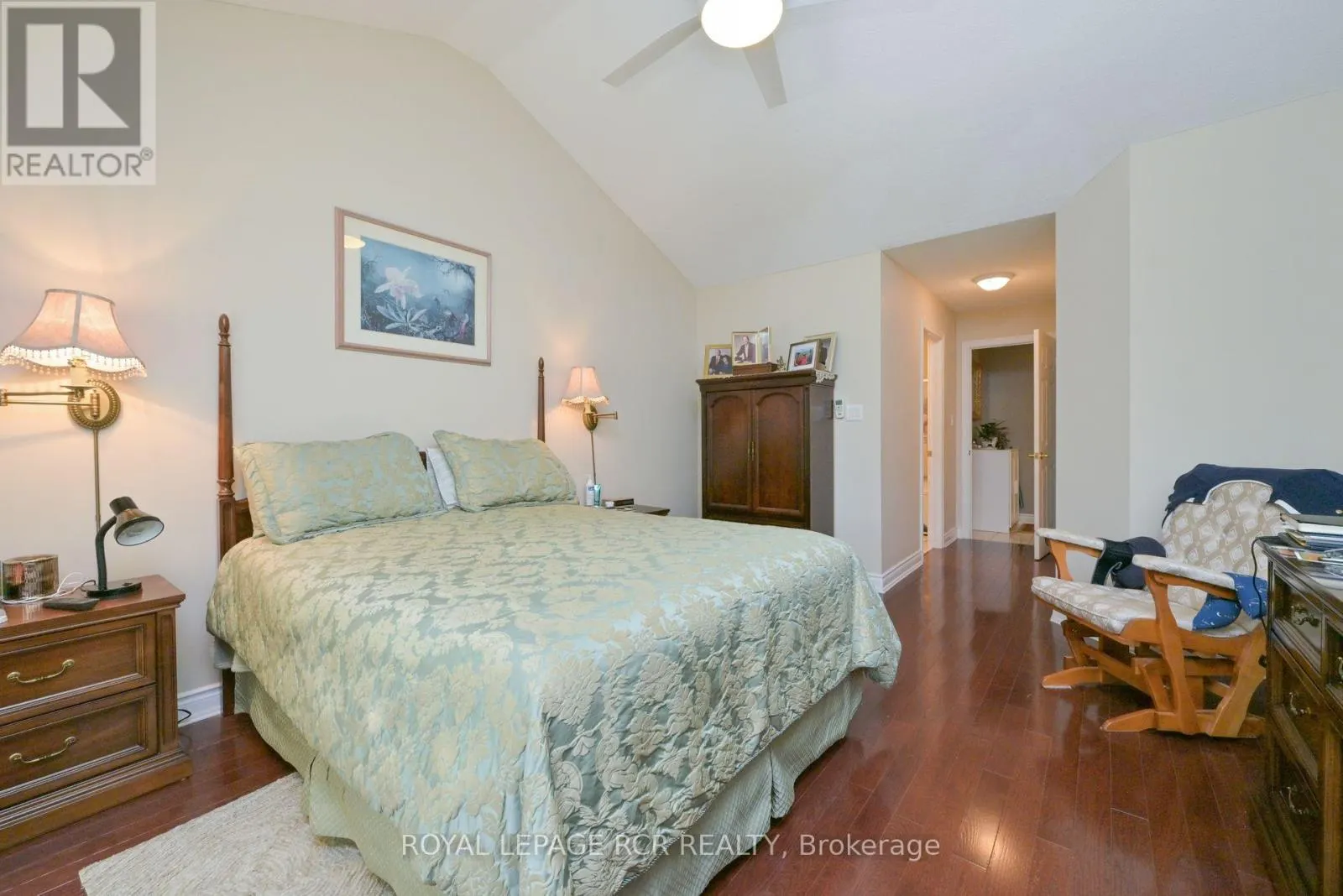 11 MONTEBELLO TERRACE