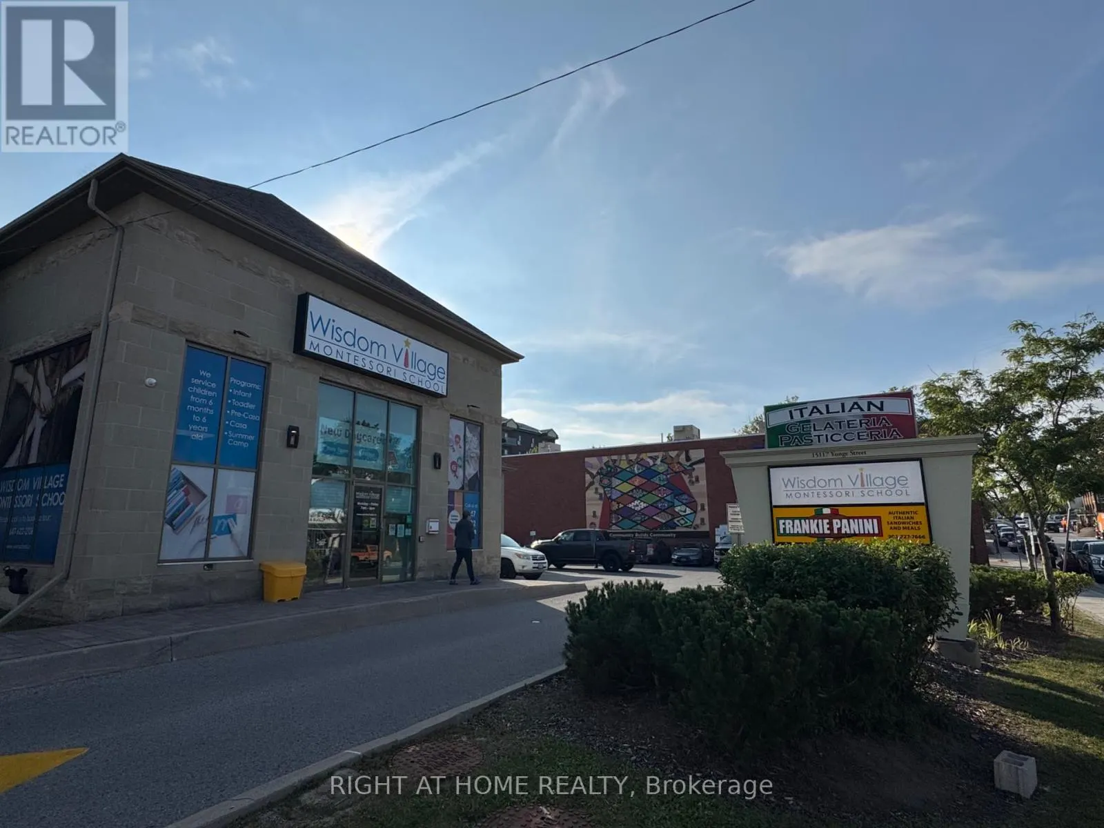 15117 YONGE STREET