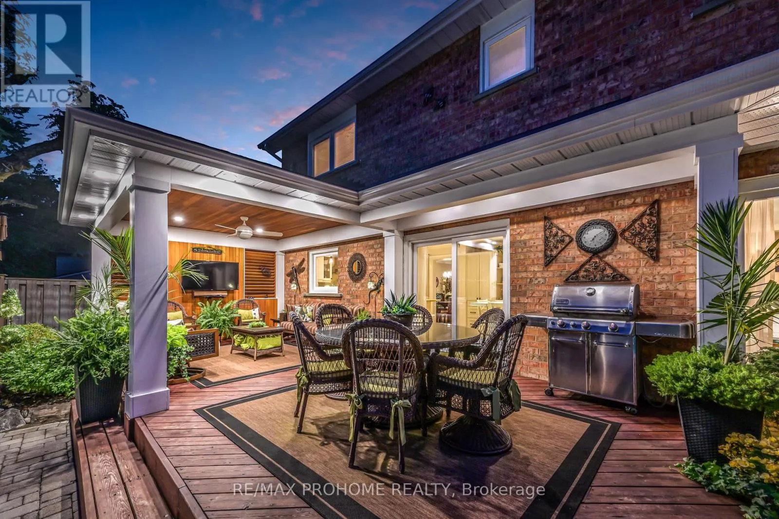 42 FOUNDRY CRESCENT