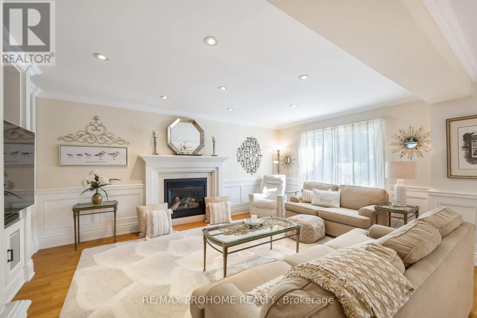 42 FOUNDRY CRESCENT