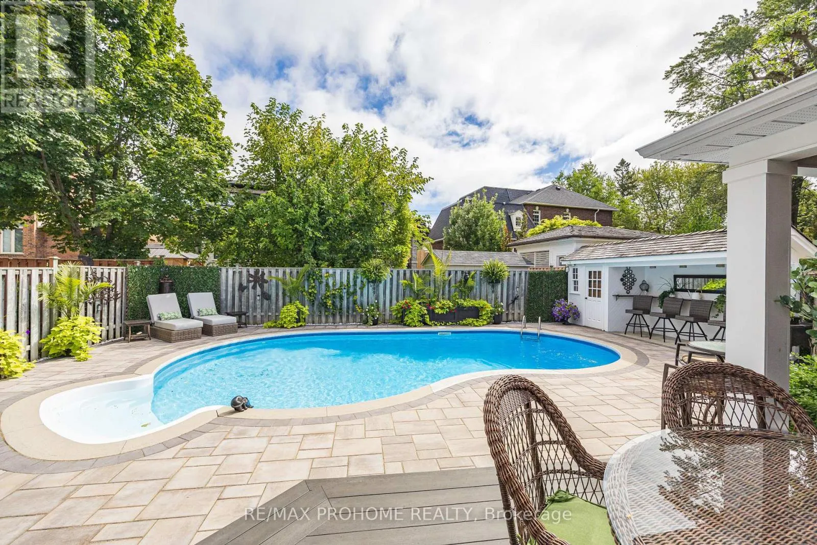 42 FOUNDRY CRESCENT