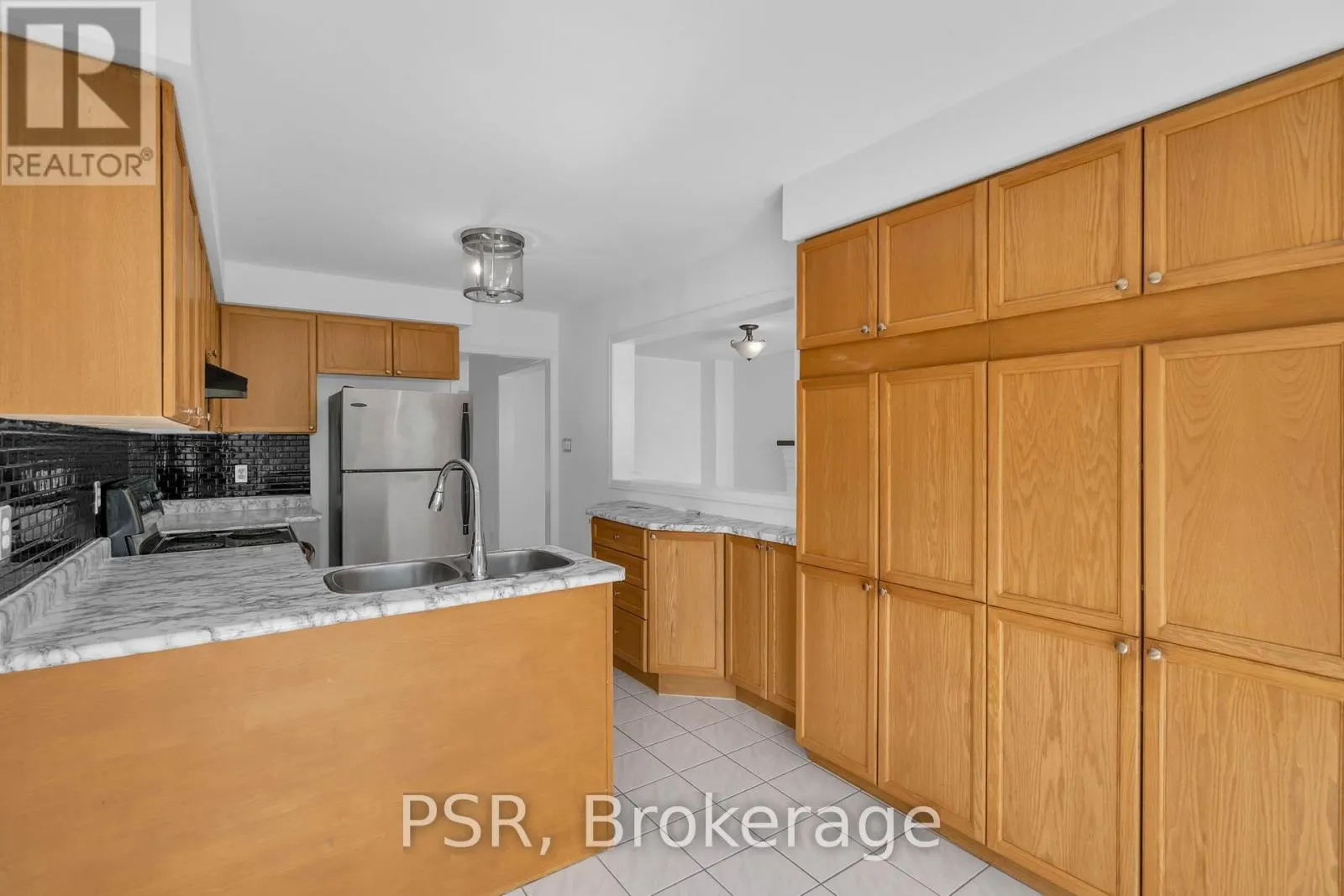 848 HOLLANDER ROAD