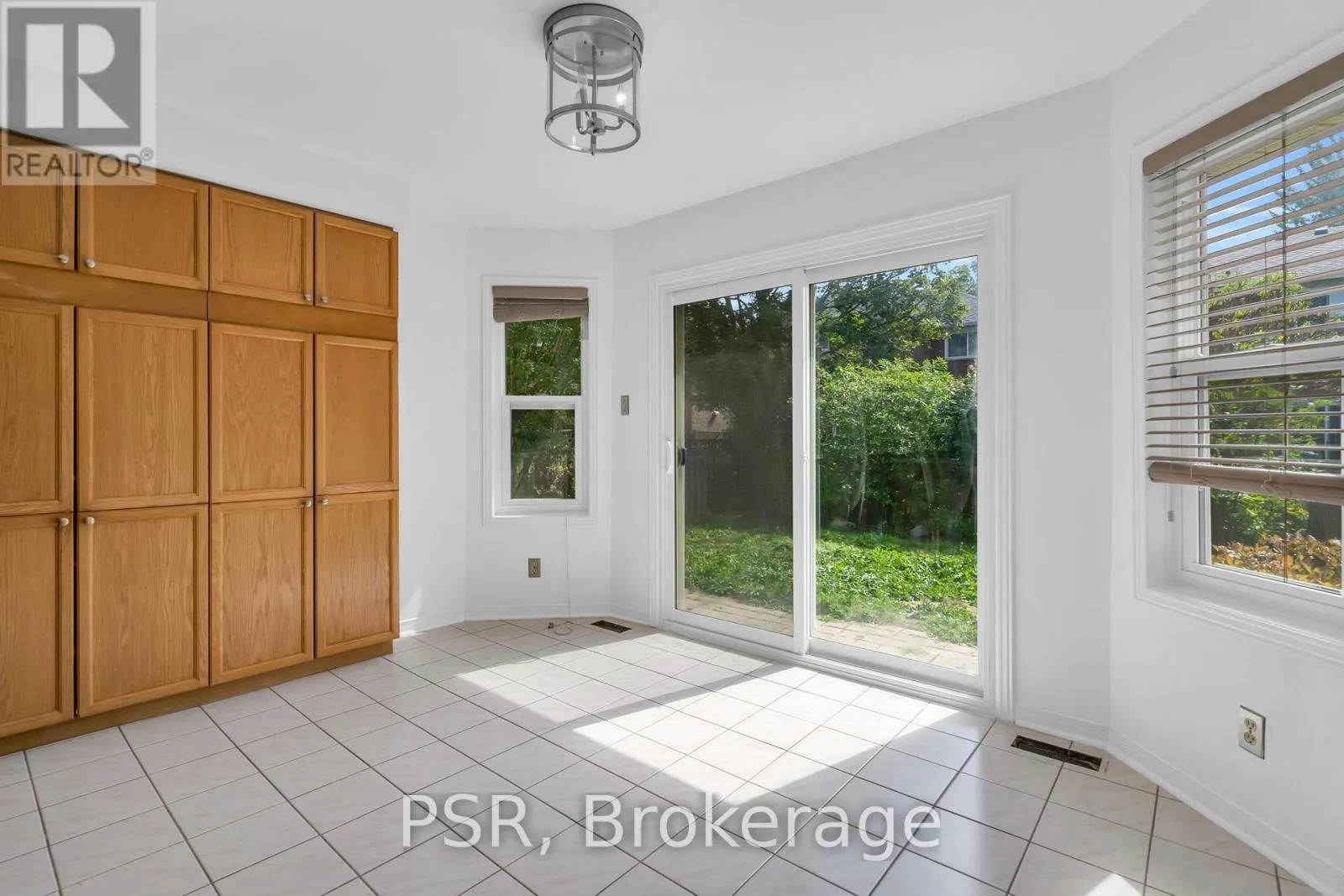 848 HOLLANDER ROAD