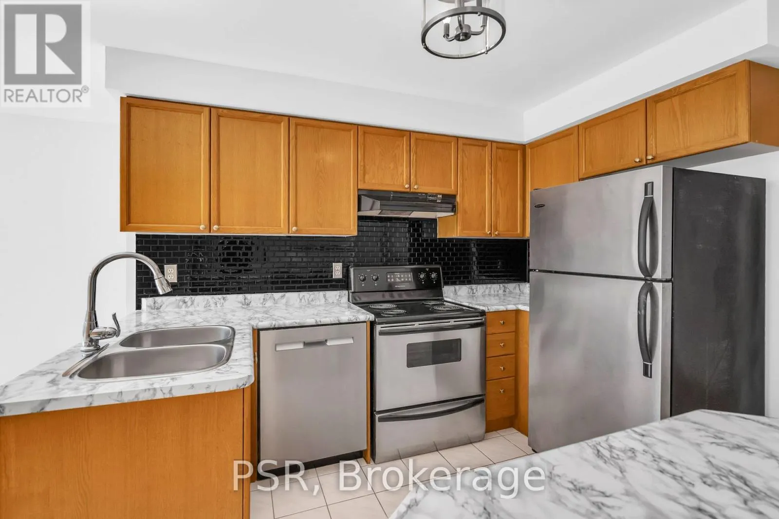 848 HOLLANDER ROAD