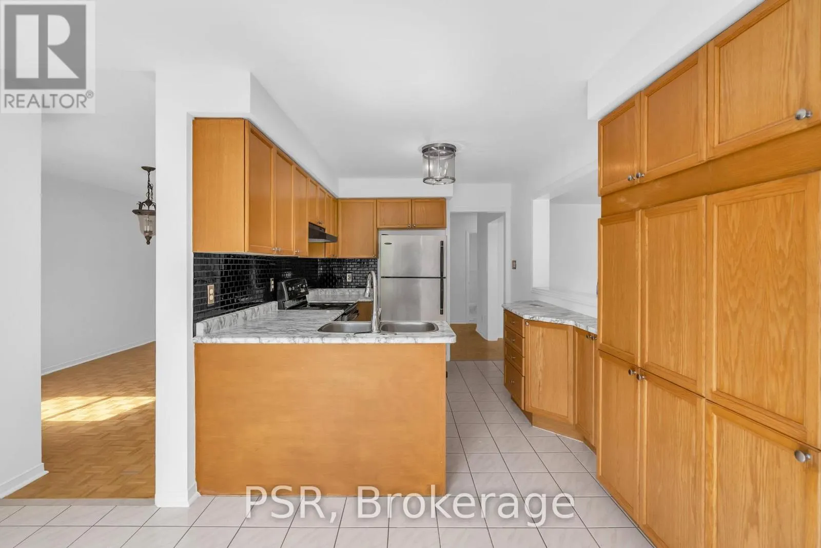 848 HOLLANDER ROAD