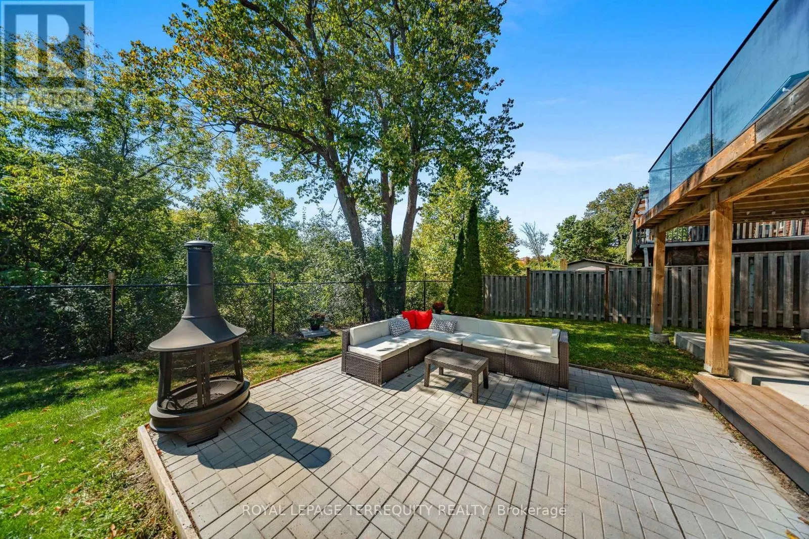 20 WOODCROFT LANE