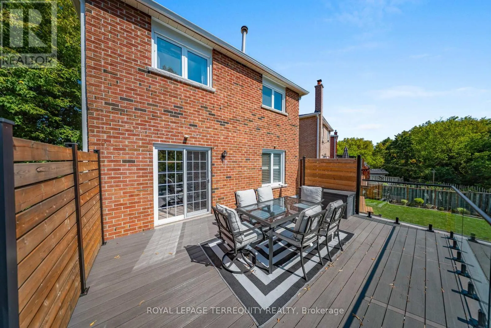 20 WOODCROFT LANE