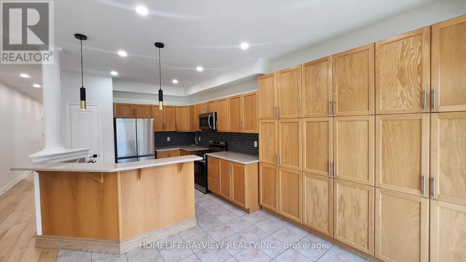 51 WALDRON CRESCENT