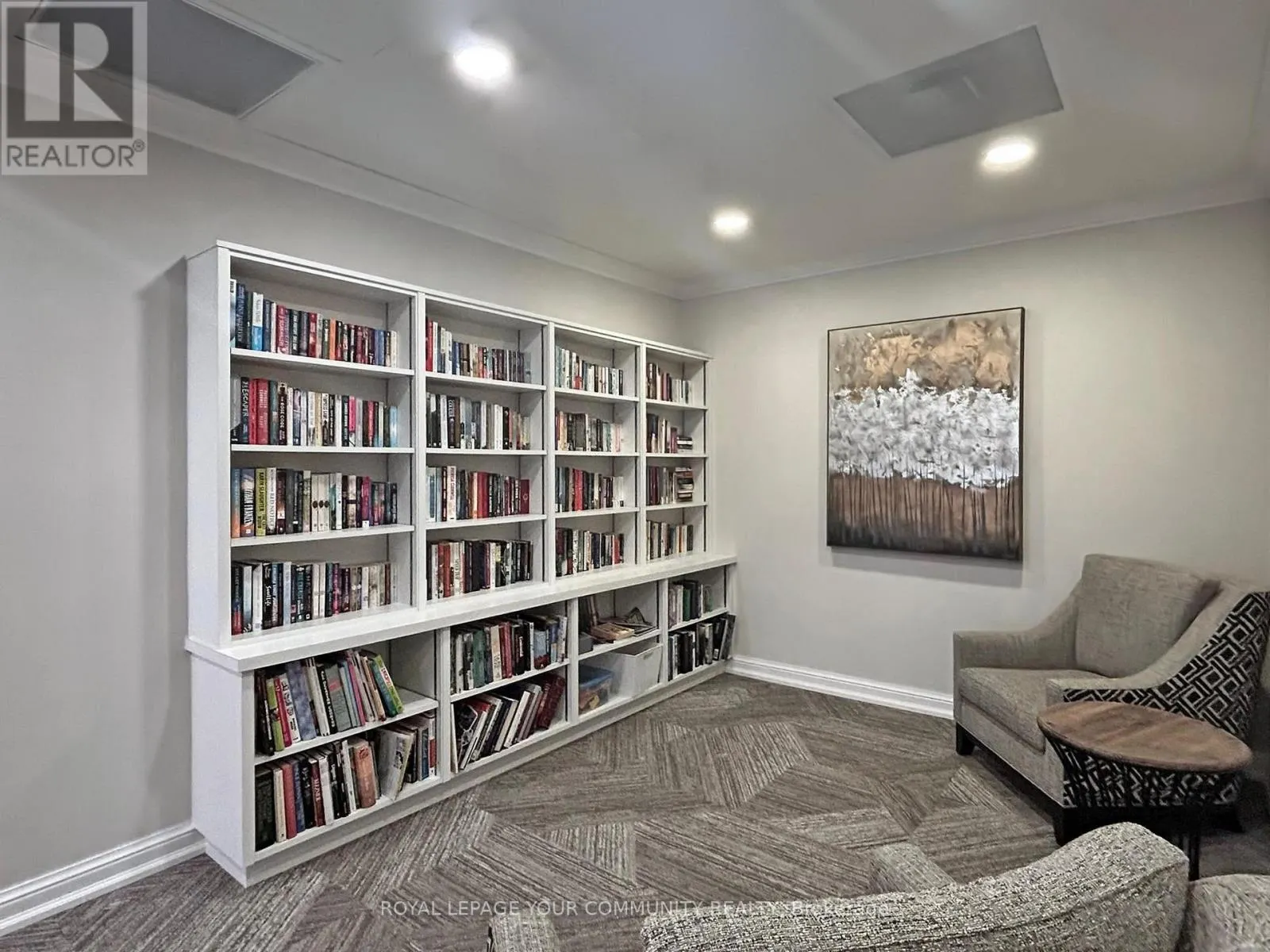 324 - 32 CLARISSA DRIVE
