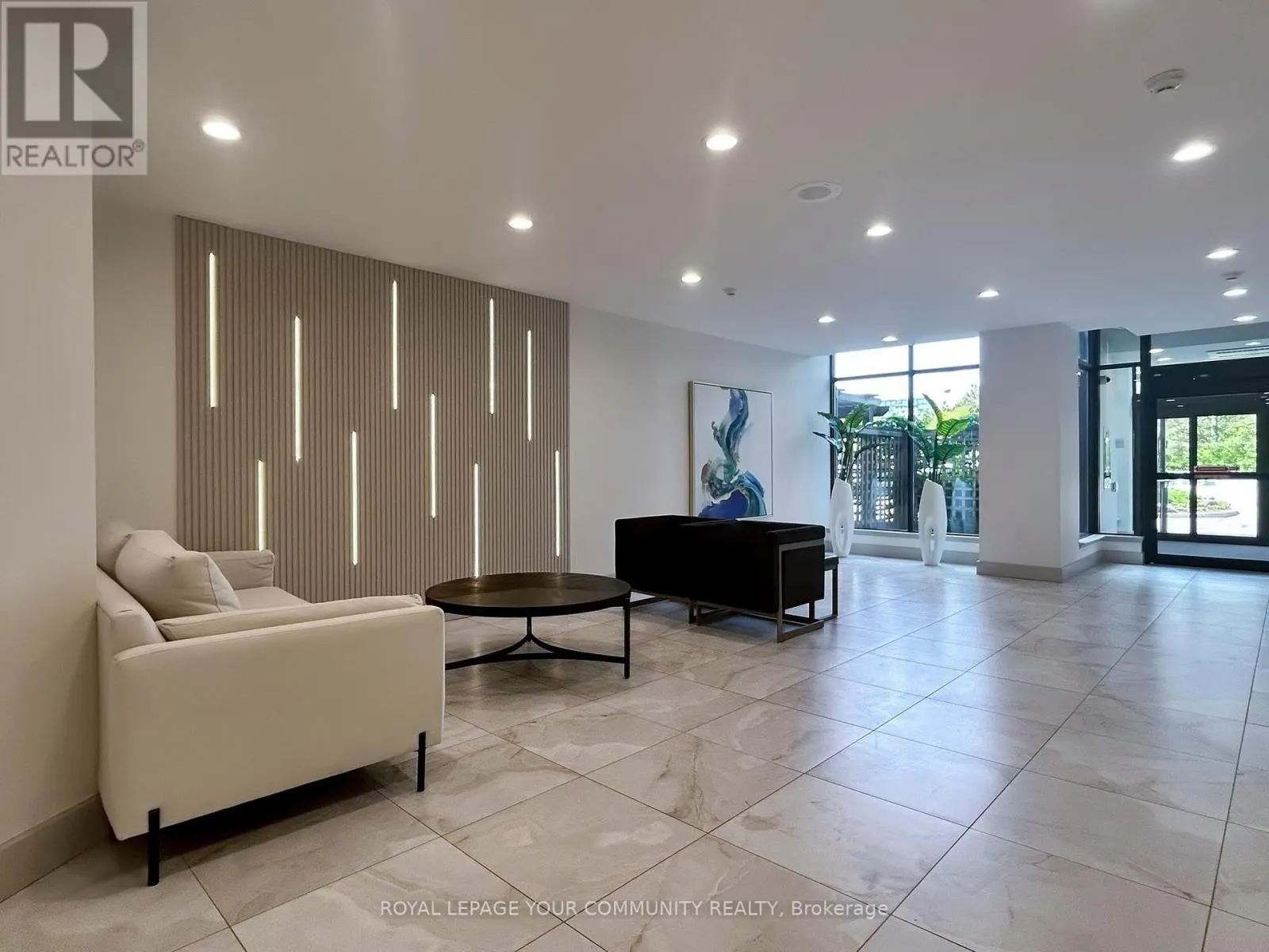 324 - 32 CLARISSA DRIVE