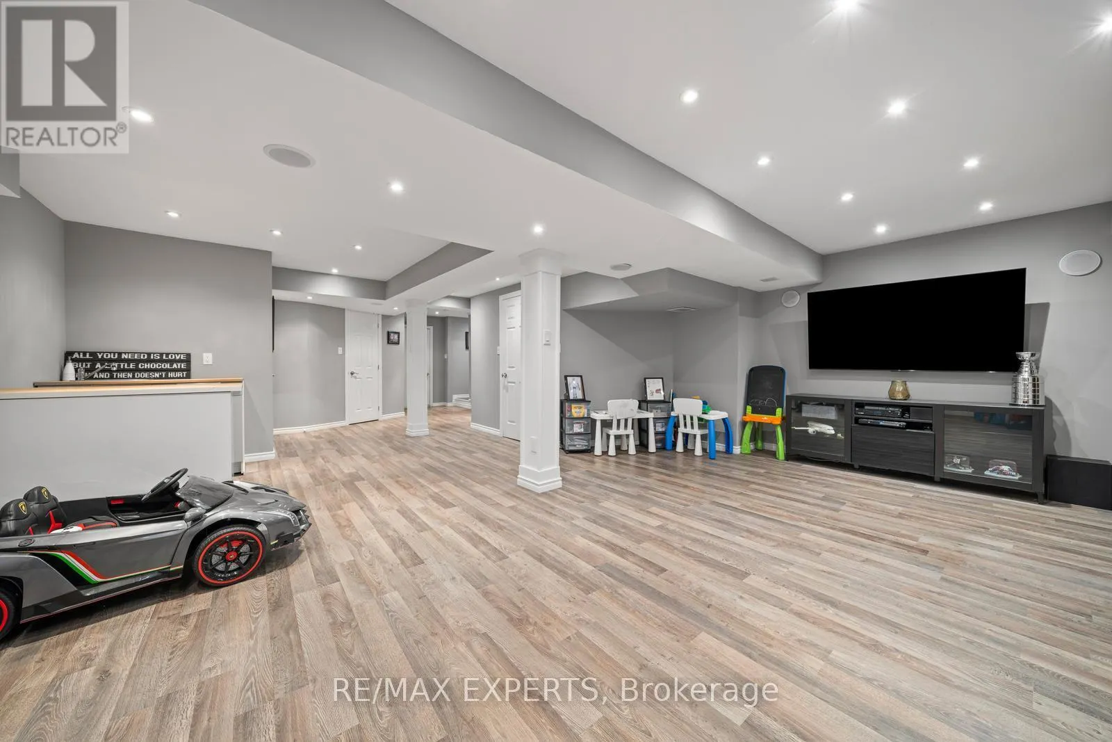 198 MOODY DRIVE