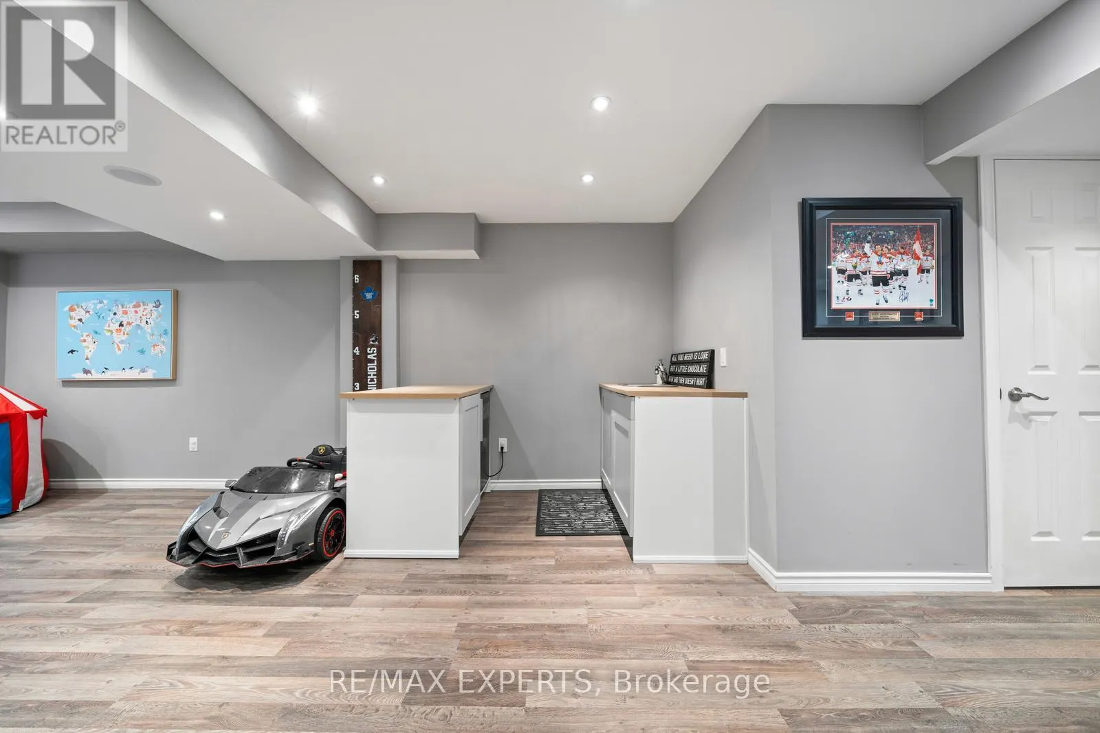 198 MOODY DRIVE