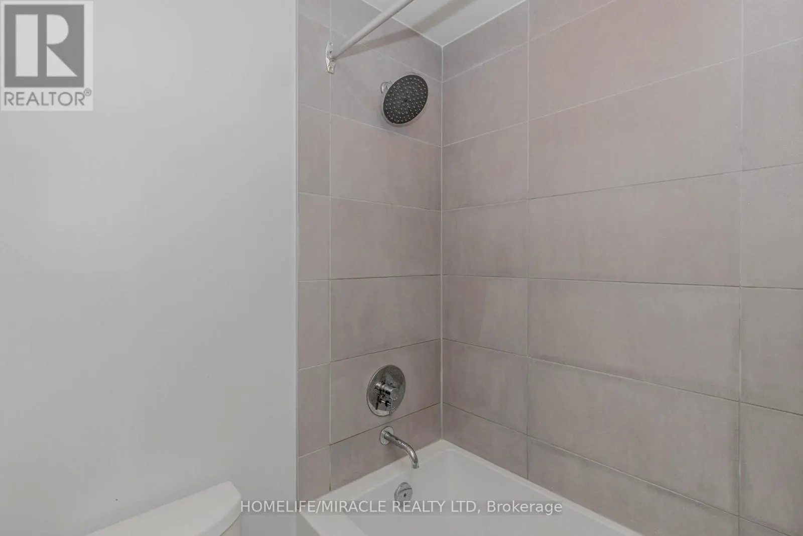 501 - 7890 JANE STREET