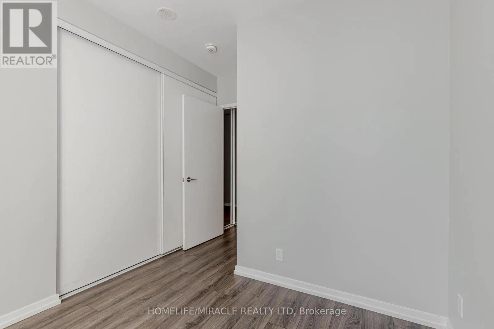 501 - 7890 JANE STREET
