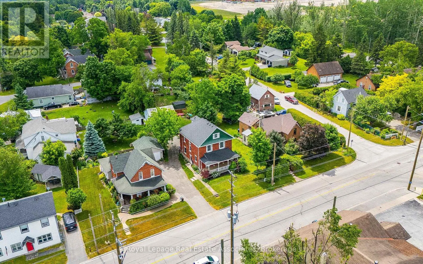 1379 KILLARNEY BEACH STREET