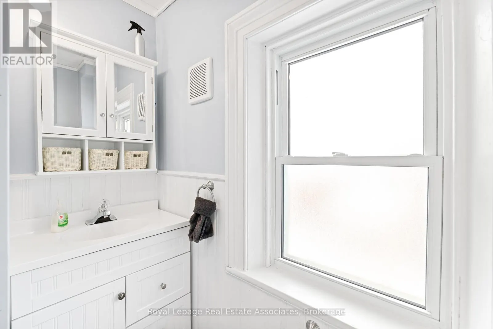 1379 KILLARNEY BEACH STREET