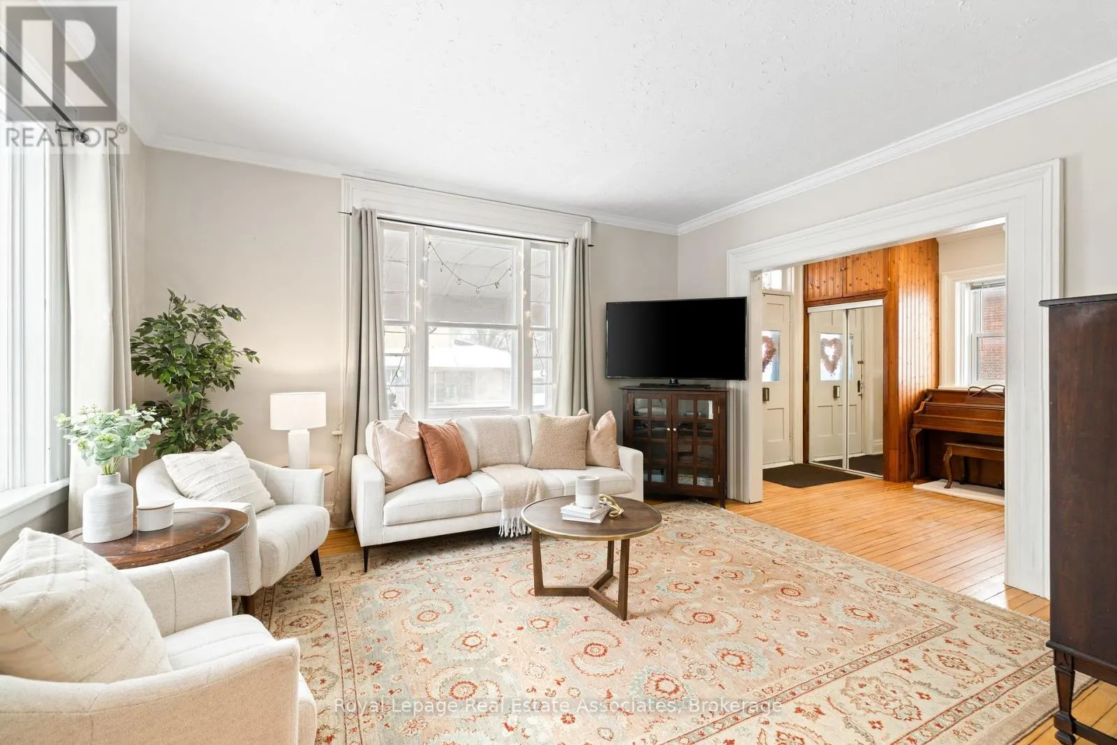 1379 KILLARNEY BEACH STREET