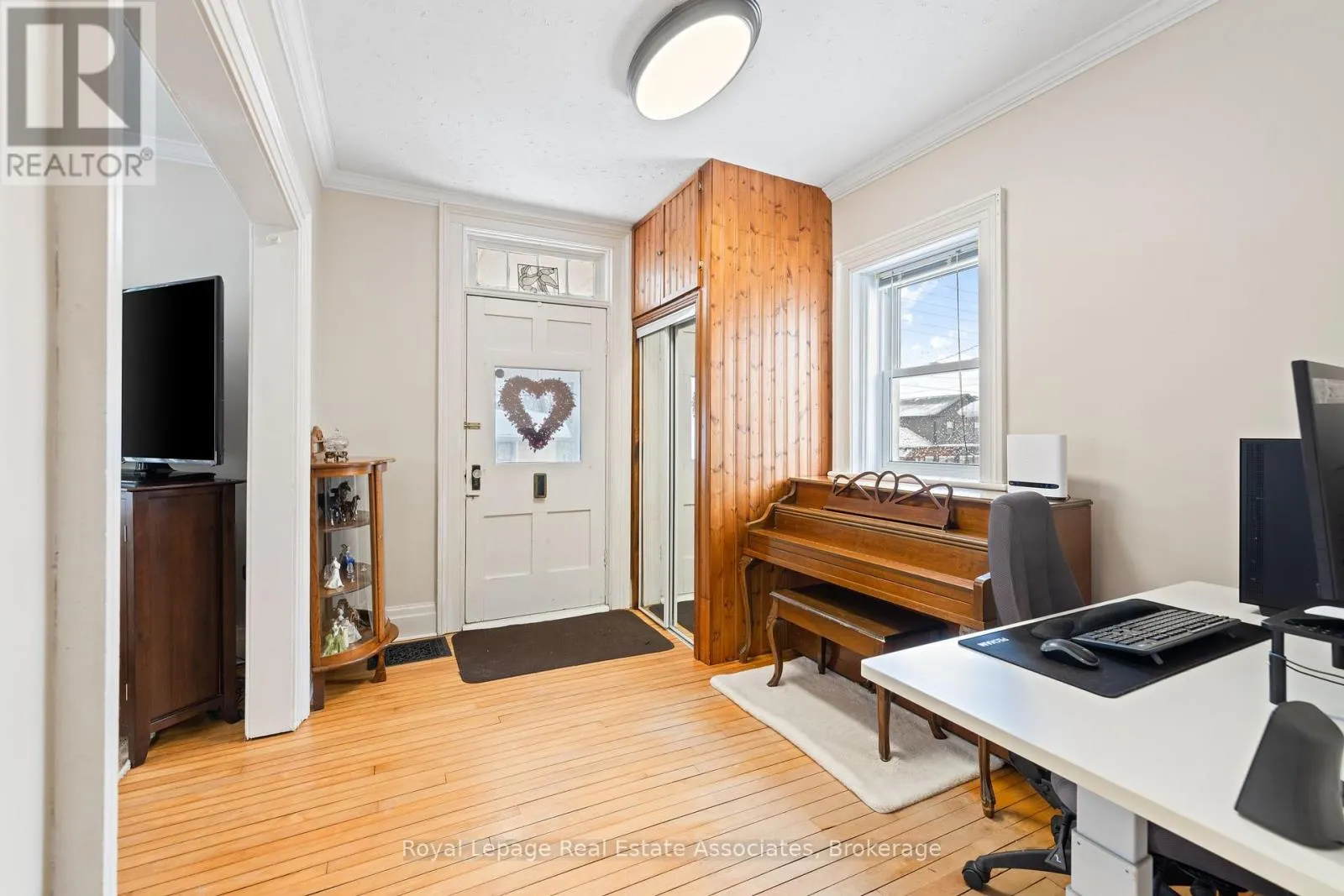 1379 KILLARNEY BEACH STREET